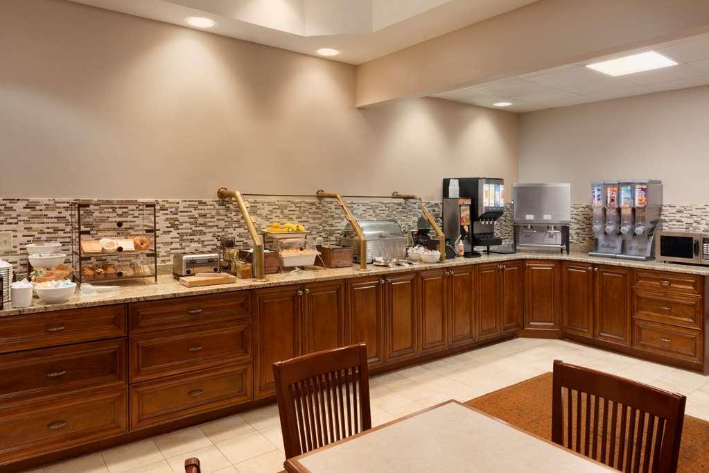 Country & By Radisson, At Mall Of Georgia, Ga 3* Buford