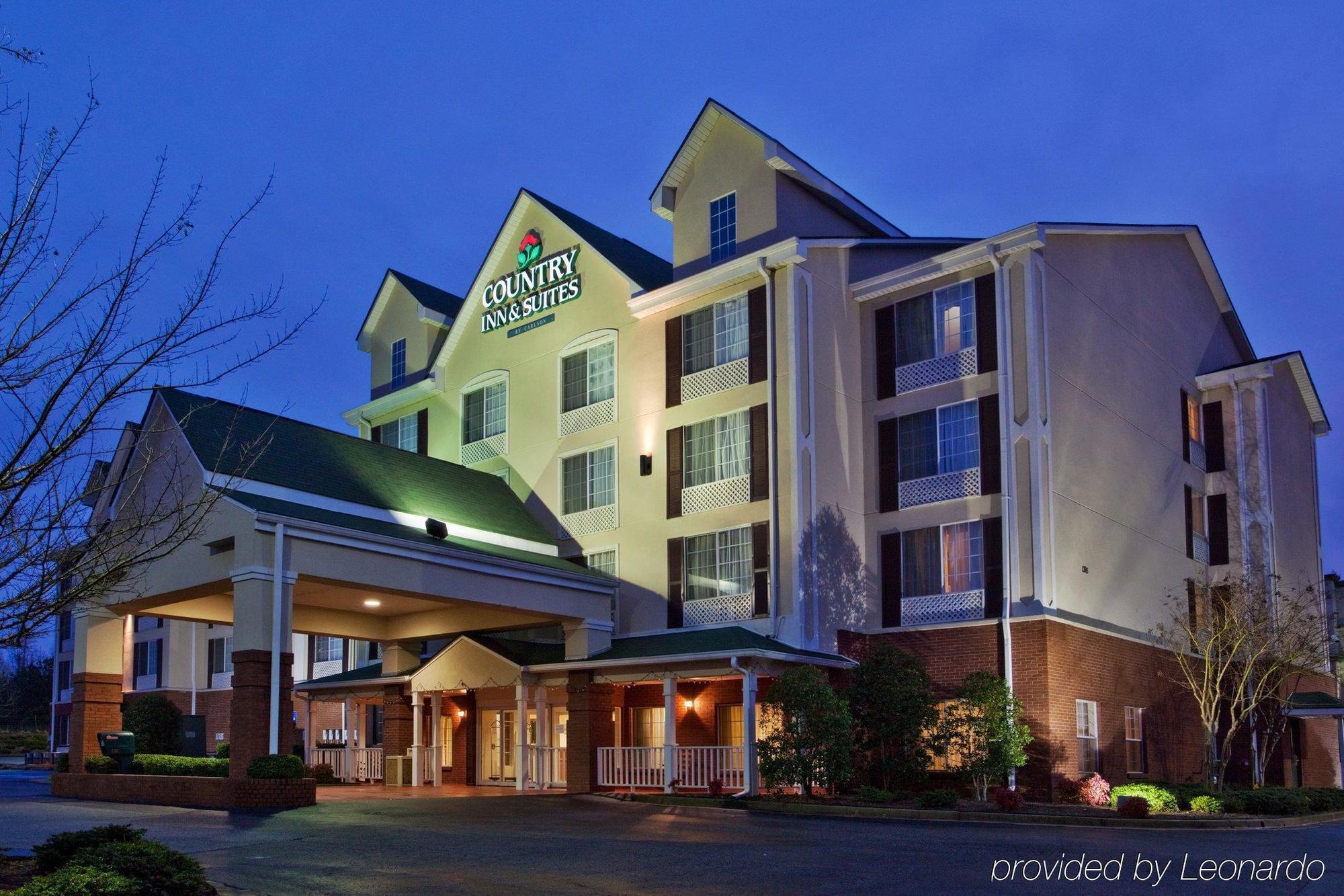 Country & By Radisson, At Mall Of Georgia, Ga Hotel 3*